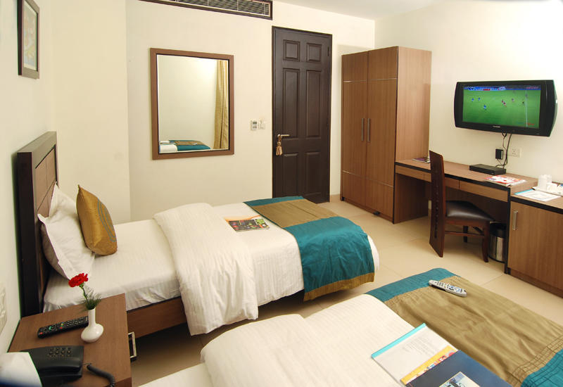 Hotel White Lotus Gurgaon Zewnętrze zdjęcie