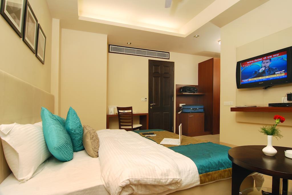 Hotel White Lotus Gurgaon Zewnętrze zdjęcie